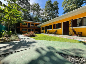 Las Casitas de Playa Ne gra